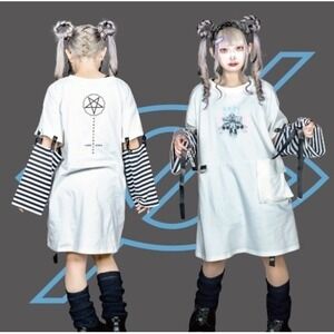 KRYCLOTHING Graphic Dress Shirt Women's M/L White Striped Sleeve Japan Casual